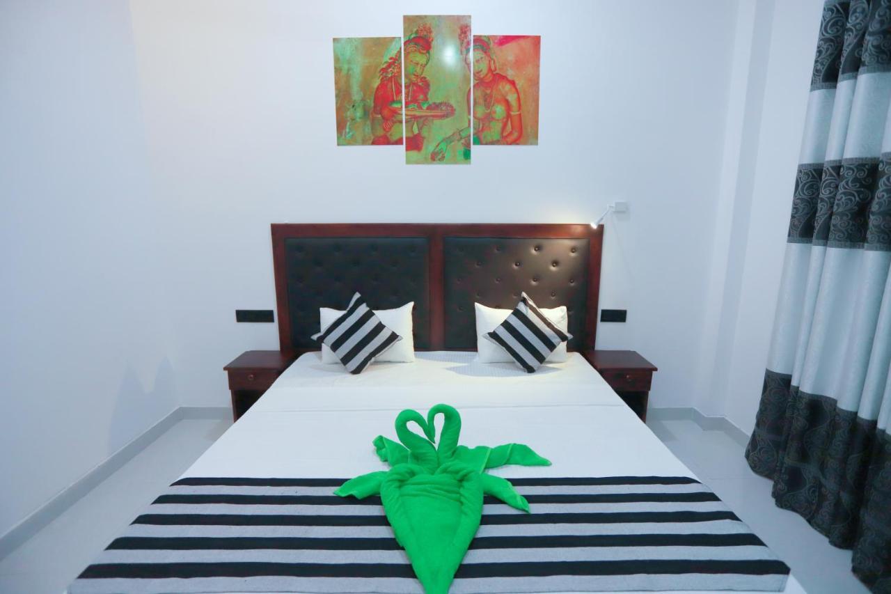 Hotel Milano Grand Dambulla Exterior foto